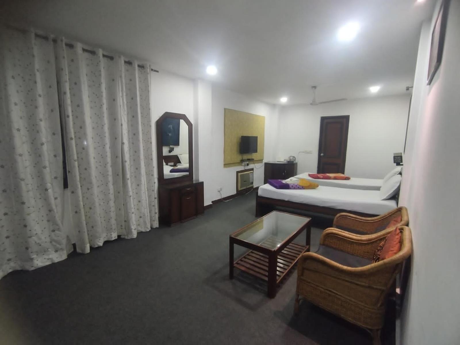 The Maple Hotel Siliguri Exterior foto